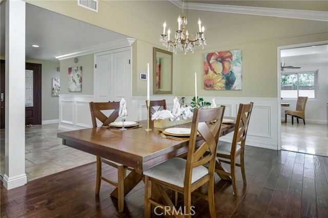 Detail Gallery Image 10 of 47 For 6587 E via Arboles, Anaheim Hills,  CA 92807 - 4 Beds | 2/1 Baths