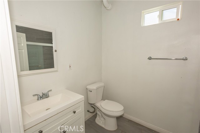 Detail Gallery Image 6 of 14 For 1730 N Willowbrook Ave, Compton,  CA 90222 - 2 Beds | 1 Baths