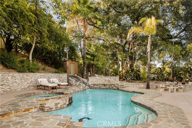20286 Allentown Drive, Woodland Hills CA: https://media.crmls.org/medias/eb173bc9-d173-432a-a985-d767574d02f3.jpg