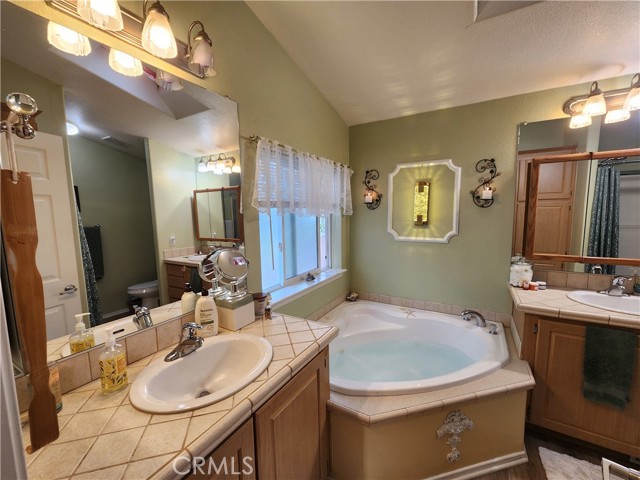 Detail Gallery Image 35 of 58 For 302 Magpie Ln, Fountain Valley,  CA 92708 - 3 Beds | 2 Baths