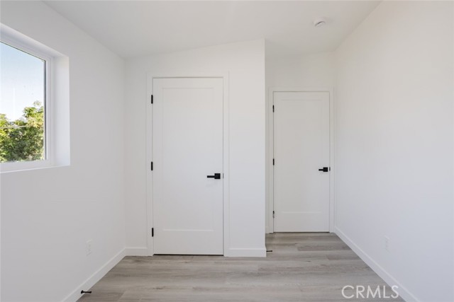 9707 Willis Avenue photo 21