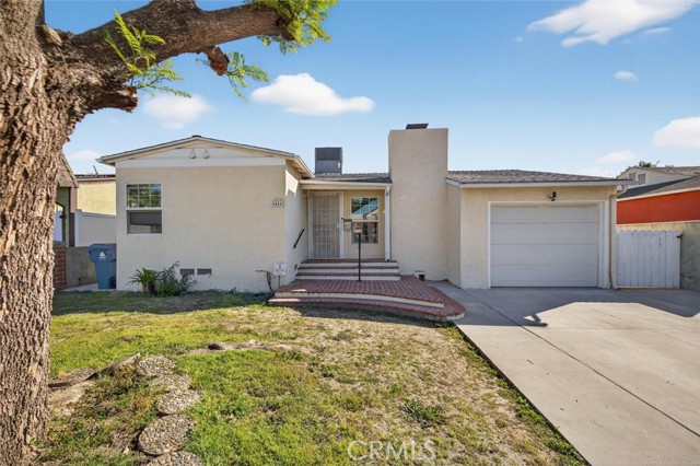 Detail Gallery Image 2 of 25 For 6444 Denny Ave, North Hollywood,  CA 91606 - 2 Beds | 1 Baths