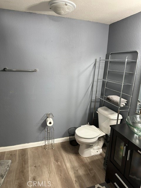 10215 Variel Ave #11, Chatsworth CA: https://media.crmls.org/medias/eb1cfae9-9702-478a-9376-aeb58c36b898.jpg