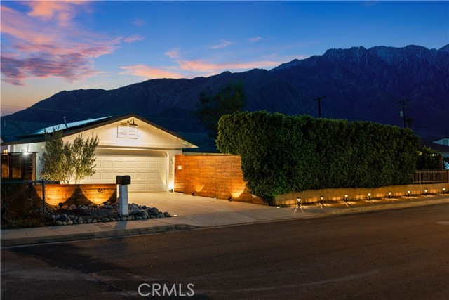 Detail Gallery Image 3 of 75 For 461 W Palm Vista Dr, Palm Springs,  CA 92262 - 4 Beds | 2 Baths