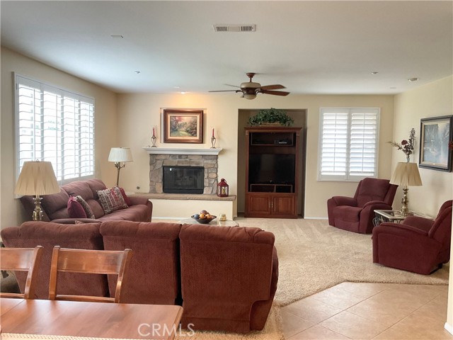 Detail Gallery Image 13 of 73 For 7123 Hidden Ct, Highland,  CA 92346 - 4 Beds | 3 Baths