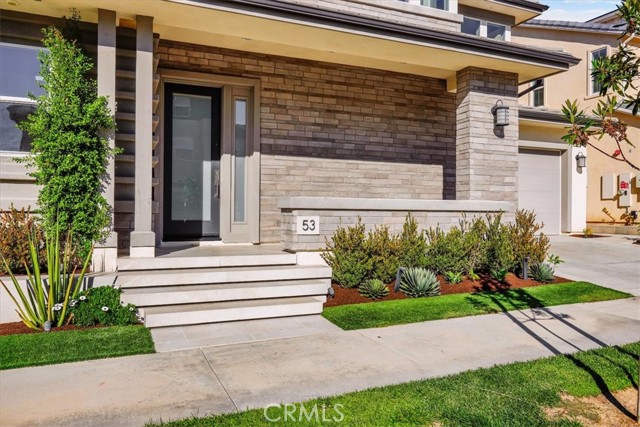 Detail Gallery Image 4 of 40 For 53 Chasma, Irvine,  CA 92618 - 3 Beds | 2/2 Baths