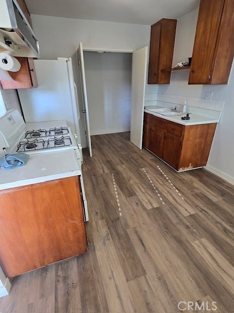 5351 W Maitland Street, Ontario CA: https://media.crmls.org/medias/eb1e0597-20af-4dfb-87a2-32f4b1bd4867.jpg