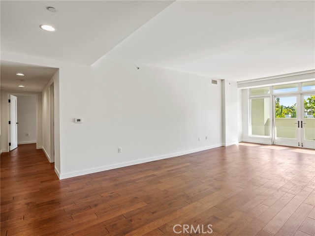 Detail Gallery Image 13 of 55 For 920 Granite Dr #213,  Pasadena,  CA 91101 - 2 Beds | 2/1 Baths