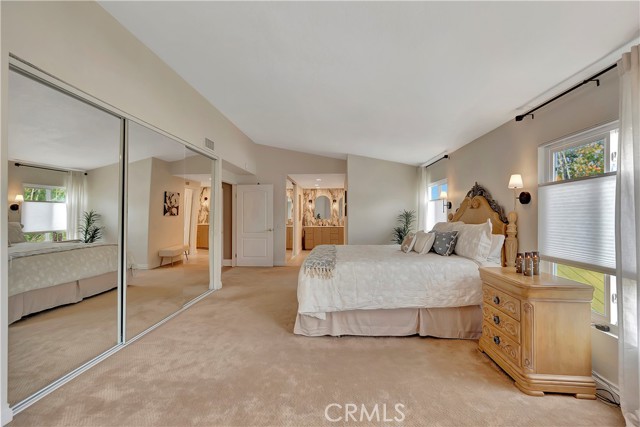 22471 Rippling Brook, Lake Forest CA: https://media.crmls.org/medias/eb1f99ce-d56b-4535-8b37-f5fa2bc9fed1.jpg