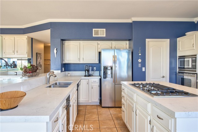 Detail Gallery Image 16 of 57 For 31384 Corte Tunas, Temecula,  CA 92592 - 5 Beds | 3 Baths