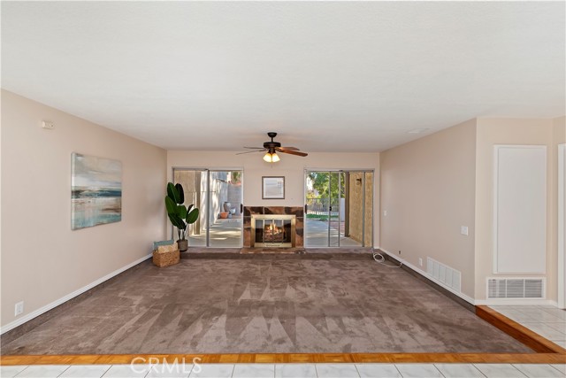 Detail Gallery Image 7 of 31 For 7990 Lakeside Dr, Jurupa Valley,  CA 92509 - 3 Beds | 2 Baths