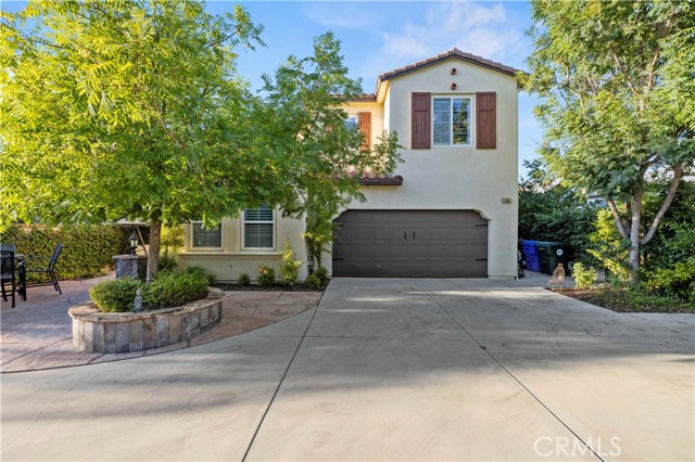 Detail Gallery Image 1 of 34 For 24303 Las Palmas St, Valencia,  CA 91355 - 4 Beds | 3 Baths