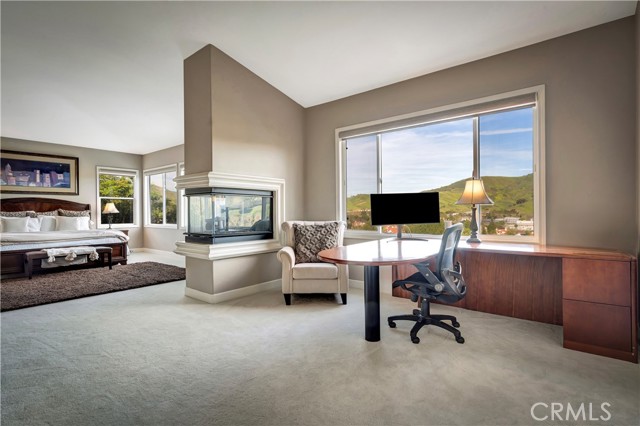 Detail Gallery Image 16 of 39 For 3980 Leighton Point Rd., Calabasas,  CA 91301 - 5 Beds | 4/1 Baths