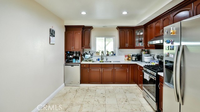 Detail Gallery Image 7 of 55 For 2306 Laird St, Santa Ana,  CA 92706 - 6 Beds | 5 Baths
