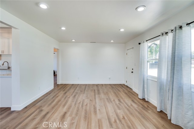 Detail Gallery Image 15 of 44 For 179 N Rodecker Dr, Azusa,  CA 91702 - 3 Beds | 1 Baths