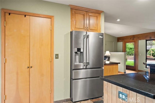 Detail Gallery Image 15 of 59 For 80 Mimosa, Chico,  CA 95973 - 4 Beds | 2 Baths