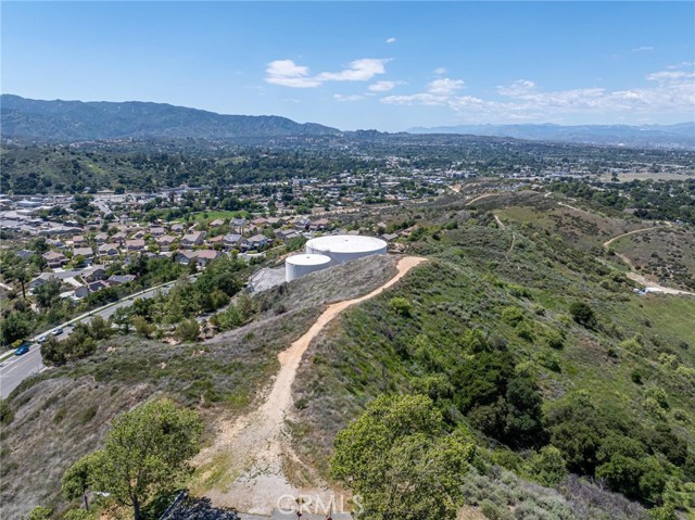 Detail Gallery Image 28 of 34 For 24450 Leonard Tree Ln #202,  Newhall,  CA 91321 - 2 Beds | 2 Baths