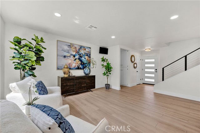 16761 Montclair Lane, Huntington Beach CA: https://media.crmls.org/medias/eb24967e-ae44-40cb-9c68-f843f83d4674.jpg