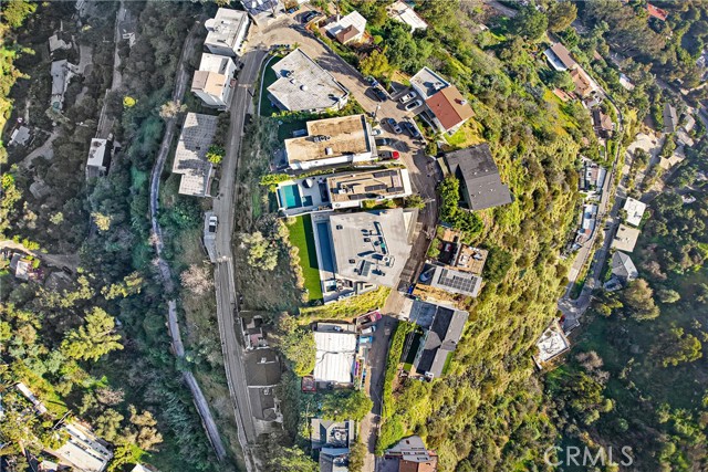 Detail Gallery Image 21 of 23 For 8220 Mannix Dr, Los Angeles,  CA 90046 - – Beds | – Baths