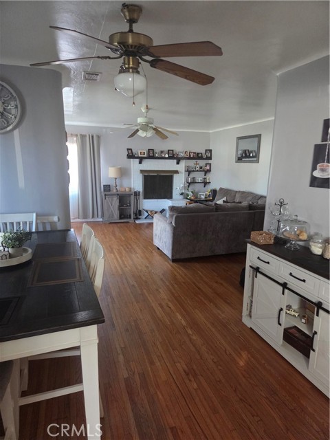 Detail Gallery Image 14 of 15 For 3616 Burton, Lynwood,  CA 90262 - 5 Beds | 4/1 Baths