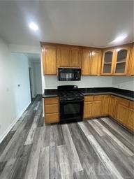 Detail Gallery Image 12 of 16 For 22029 Covello, Canoga Park,  CA 91303 - 3 Beds | 2 Baths