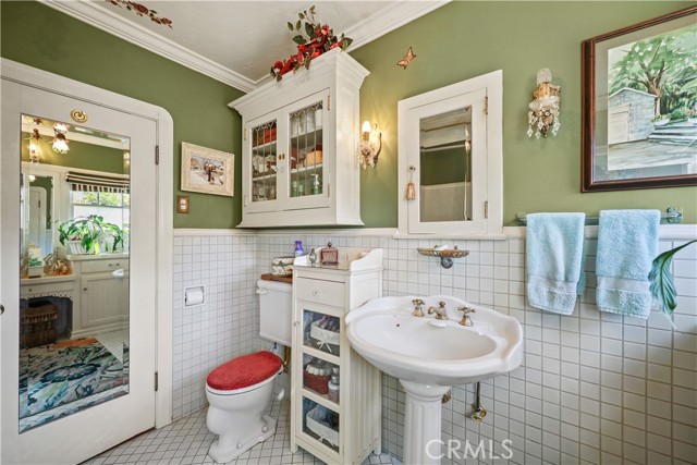 Detail Gallery Image 32 of 58 For 2446 N Heliotrope Dr, Santa Ana,  CA 92706 - 3 Beds | 1/1 Baths