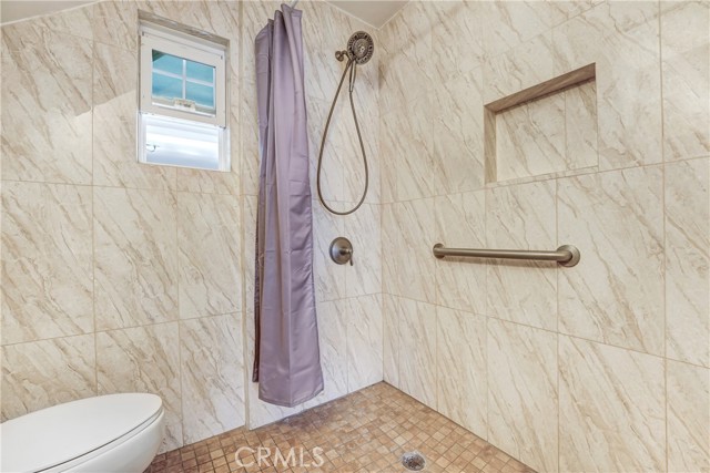 Detail Gallery Image 6 of 15 For 307 N Lincoln Ave #D,  Monterey Park,  CA 91755 - 4 Beds | 3 Baths
