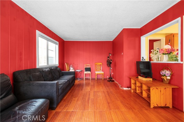 582 E 67th, Inglewood CA: https://media.crmls.org/medias/eb28e15a-4c98-4eb1-b03c-83c1c8ec8303.jpg