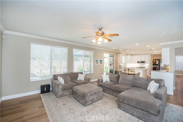 Detail Gallery Image 9 of 54 For 3730 Wallowa Cir, Corona,  CA 92881 - 4 Beds | 3 Baths