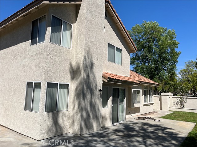 Detail Gallery Image 12 of 14 For 13747 Stanford Ct, Fontana,  CA 92336 - 4 Beds | 3 Baths