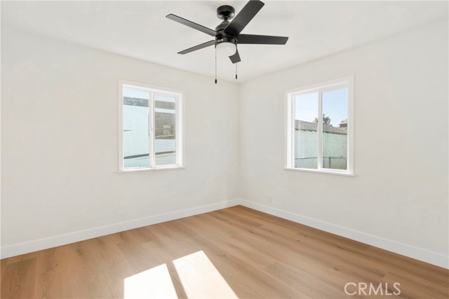 11268 Roswell Avenue, Pomona CA: https://media.crmls.org/medias/eb296f6a-eac2-46a2-bc48-f8640c284dc8.jpg