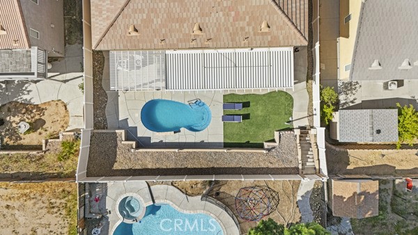 https://media.crmls.org/medias/eb299668-8988-4177-b70d-ad5e3ed9ddca.jpg?preset=X-Large