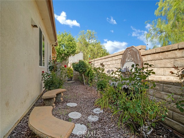 Detail Gallery Image 38 of 42 For 21103 Cross Creek Dr, Saugus,  CA 91350 - 3 Beds | 3 Baths