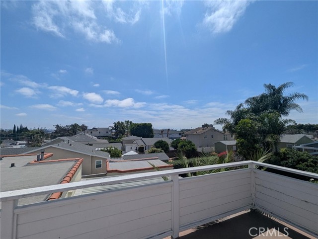 891 W Elberon Avenue, San Pedro CA: https://media.crmls.org/medias/eb2ac64b-5baf-4bba-9a10-7fbda12583e8.jpg
