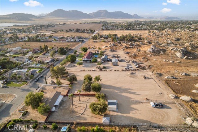 22910 Olivas Avenue, Nuevo CA: https://media.crmls.org/medias/eb2bbd67-908f-47bf-b393-5465edb5c4b8.jpg