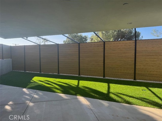 Detail Gallery Image 3 of 12 For 2844 Fairmount Ave, La Crescenta,  CA 91214 - 2 Beds | 2 Baths