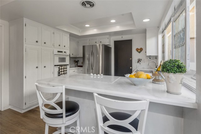 15232 Lille Circle, Irvine CA: https://media.crmls.org/medias/eb2ccd46-fb33-4922-8a19-0631b48730de.jpg