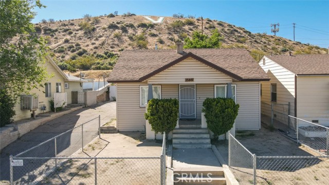 Detail Gallery Image 2 of 28 For 15461 Hesperia Rd, Victorville,  CA 92395 - 2 Beds | 1 Baths