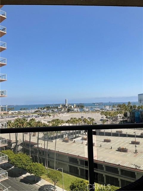 Detail Gallery Image 8 of 19 For 388 E Ocean Bld #718,  Long Beach,  CA 90802 - 2 Beds | 2 Baths