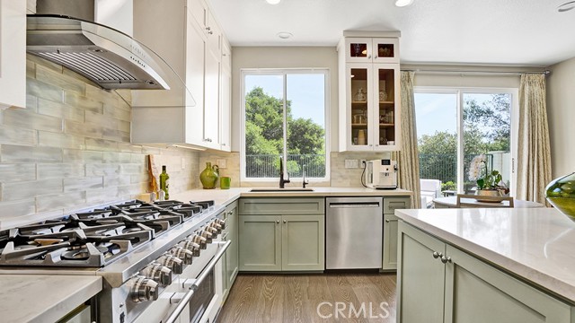 Detail Gallery Image 5 of 33 For 12 Dornoch Way, Coto de Caza,  CA 92679 - 3 Beds | 3 Baths