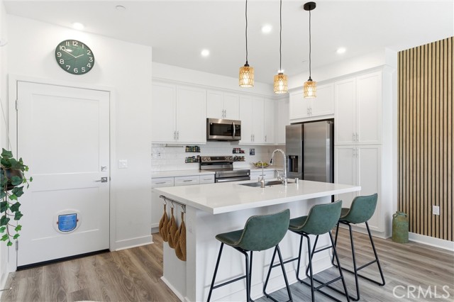 Detail Gallery Image 9 of 49 For 116 Sunstone Place, Rancho Mission Viejo,  CA 92694 - 3 Beds | 2/1 Baths