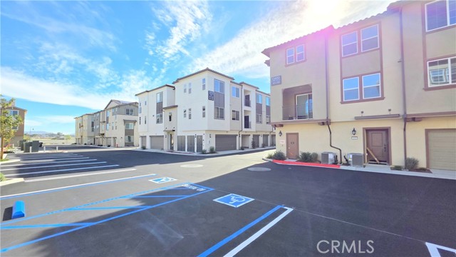 Front Image Thumbnail for CRTR26037776