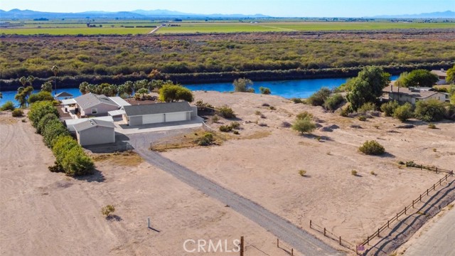 Detail Gallery Image 2 of 62 For 150217 Bluewater, Big River,  CA 92242 - 3 Beds | 2 Baths