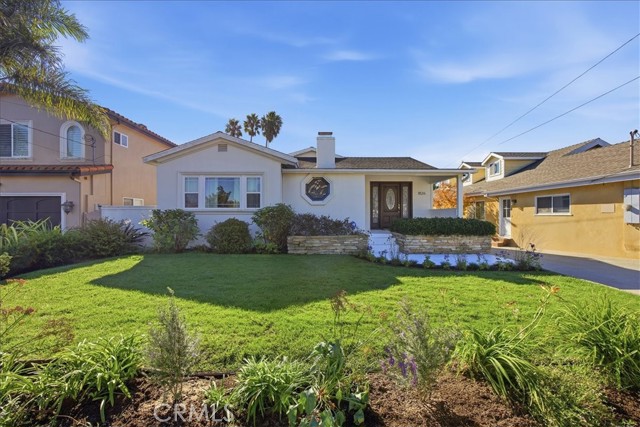 Detail Gallery Image 35 of 44 For 1826 10th St, Manhattan Beach,  CA 90266 - 3 Beds | 2 Baths