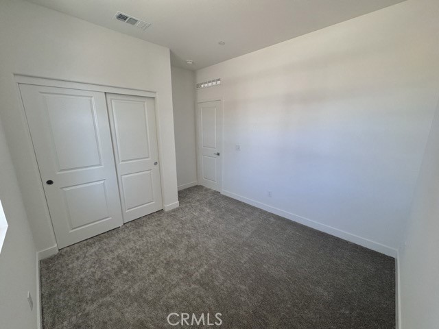 https://media.crmls.org/medias/eb30beab-a02a-42c6-bb1a-d2730f186ca6.jpg?preset=X-Large