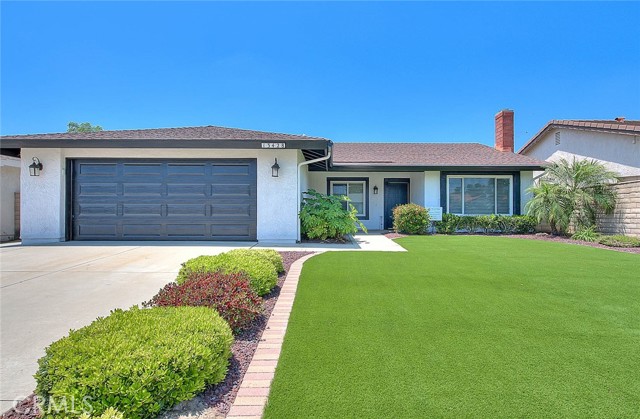 Detail Gallery Image 2 of 75 For 13428 Netzley Pl, Chino,  CA 91710 - 4 Beds | 2 Baths