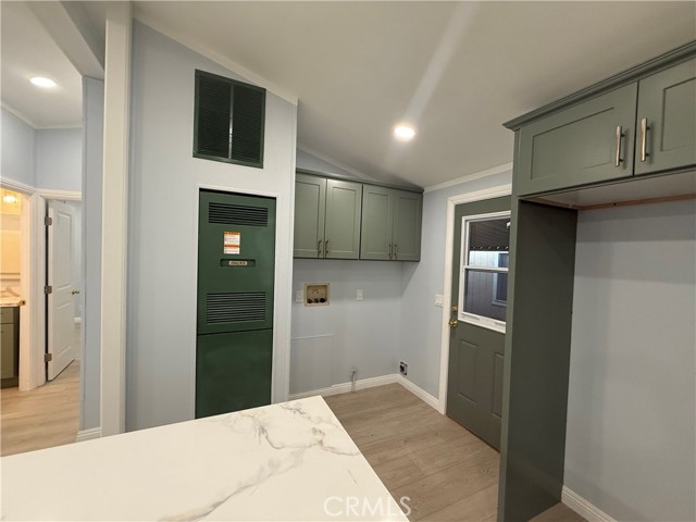 Detail Gallery Image 28 of 35 For 716 N Grand #D-3,  Covina,  CA 91724 - 2 Beds | 1 Baths