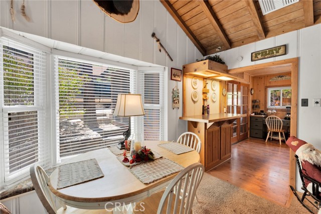 5774 Pine Street, Wrightwood CA: https://media.crmls.org/medias/eb319daf-77e3-409c-85a3-986015690533.jpg