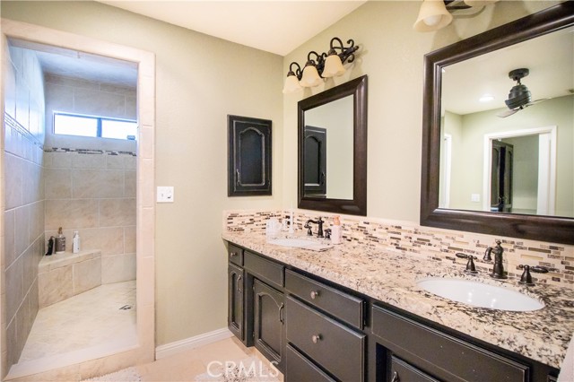 Detail Gallery Image 15 of 41 For 28846 Highway 190, Porterville,  CA 93257 - 3 Beds | 2/1 Baths