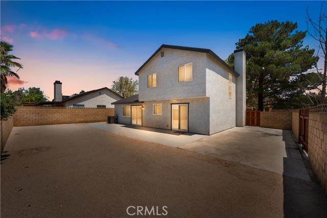 45119 Watford Avenue, Lancaster CA: https://media.crmls.org/medias/eb3229df-4970-4731-a1ba-9fdfb08e8632.jpg